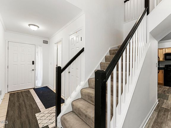 4th image of 216 Harvard Road