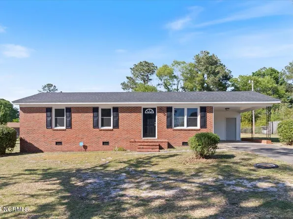 205 Rollingwood Drive, Dudley, NC 28333