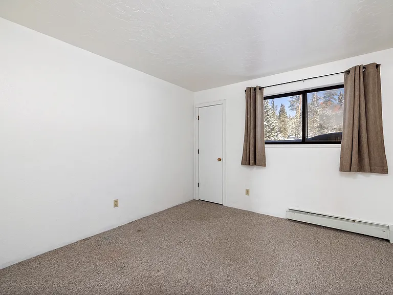 9800 Ryan Gulch Rd #201 — Photo 8