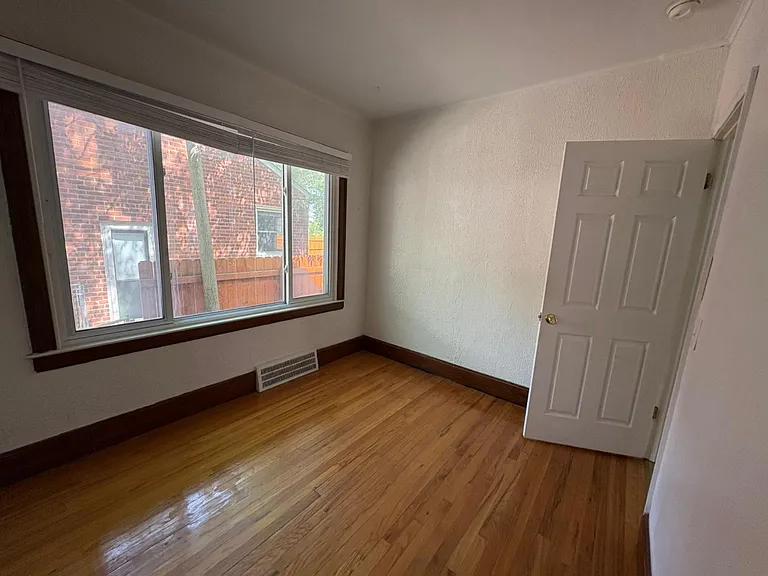 1691 Columbia Rd #1 — Photo 18