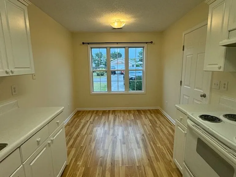 7217 Vespar Court West Bay Ests — Photo 8
