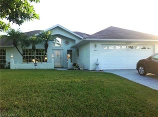 834 Spaulding St E, Lehigh Acres, FL 33974