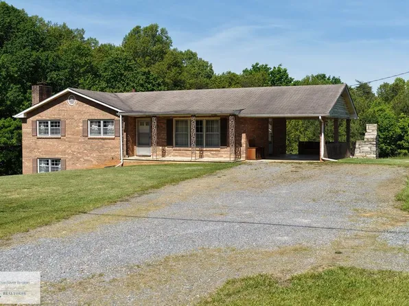 1553 Stone Mill Rd, Hurt, VA 24563