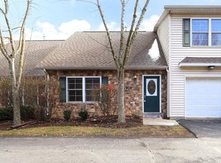 210 Amblewood Way, State College, PA 16803