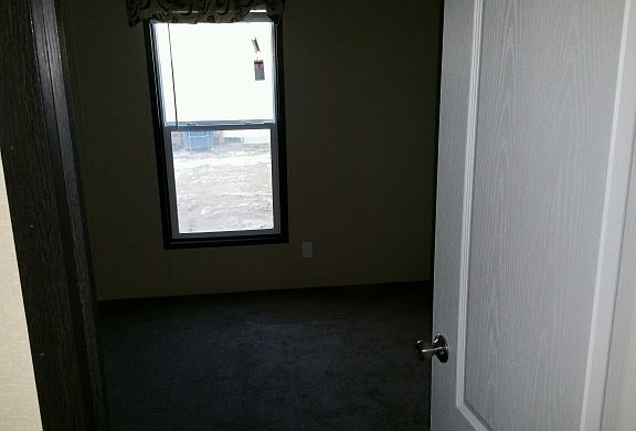 5th image of 3650 Harvey Pl #124