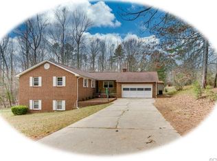 112 Jones Dr, Williamsburg, VA 23185