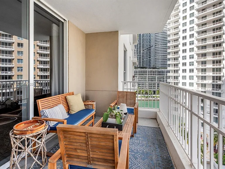 701 Brickell Key Blvd #1106 — Photo 53