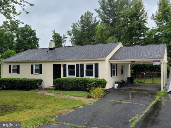 4306 Warren St, Marshall, VA 20115