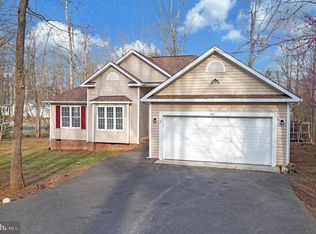 550 Harrison Cir, Locust Grove, VA 22508