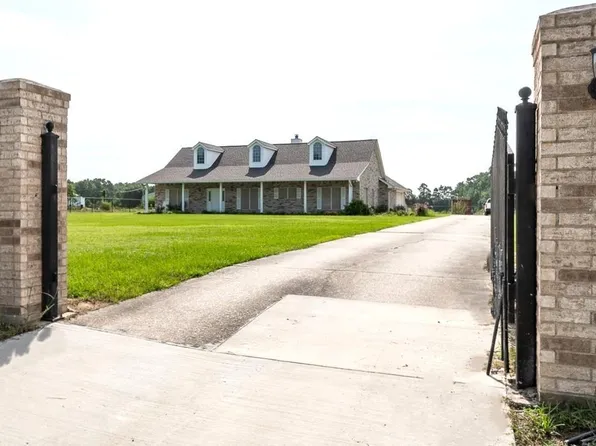 15953 1st St, Splendora, TX 77372