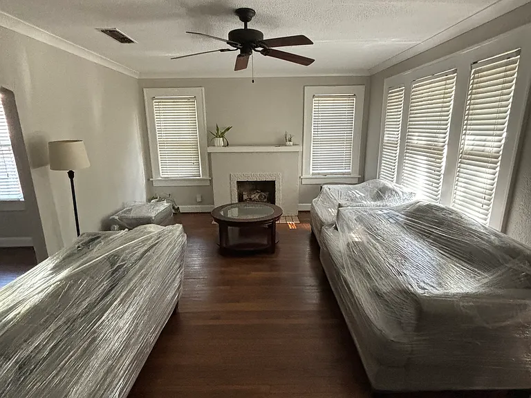 3216 Cockrell Ave — Photo 2