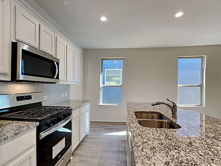 1650 Briar Hunt Dr — Photo 5