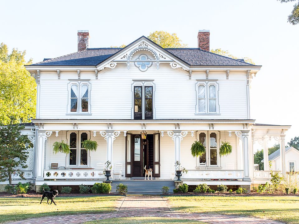 1st image of 625 West Main Street