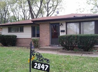 2847 Stafford Dr, Markham, IL 60428