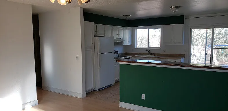 2 bed, 1030 sqft, $1,999 — Photo 3