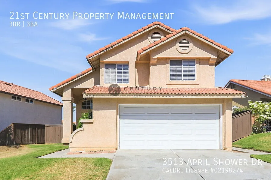 Riverside Living with Comfort and Convenience — Photo 2