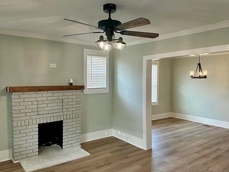 1405 Anderson St — Photo 8