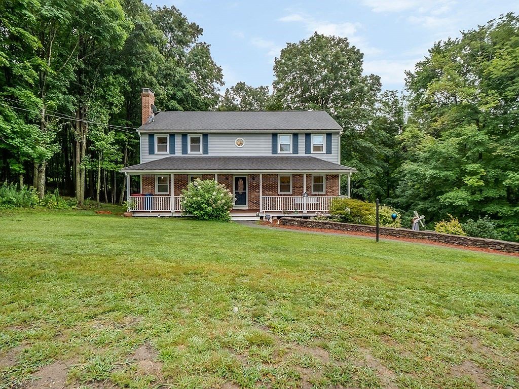 145 Coburn Rd, Tyngsboro, MA 01879 Zillow