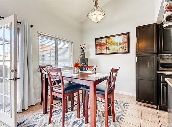 5th image of 331 Los Arbolitos Blvd