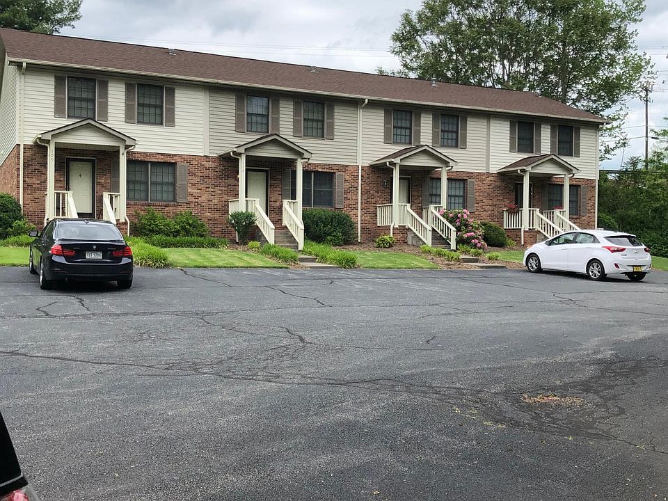 Unit is 2nd from the left.