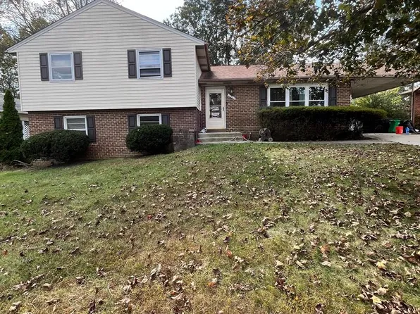 12709 Whiteholm Dr, Upper Marlboro, MD 20774