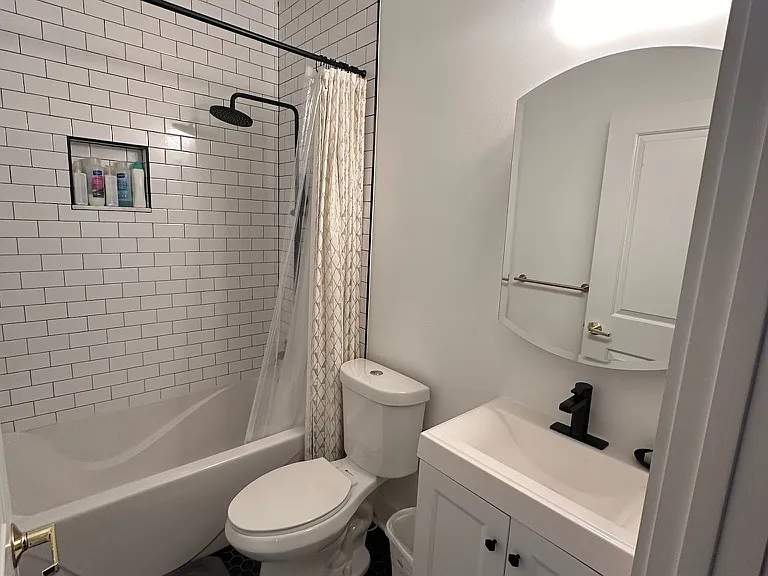 500 M St NW #4 — Photo 10