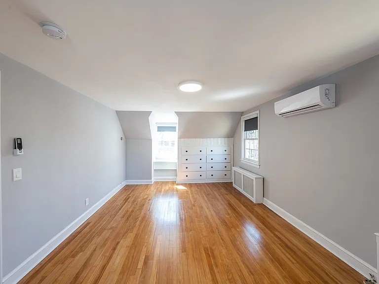 3738 Park Ave — Photo 6