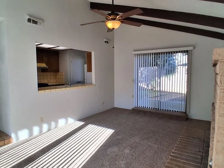 4597 N Emerson Ave — Photo 5