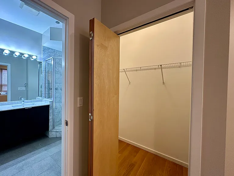 2157 N Damen Ave #201 — Photo 20