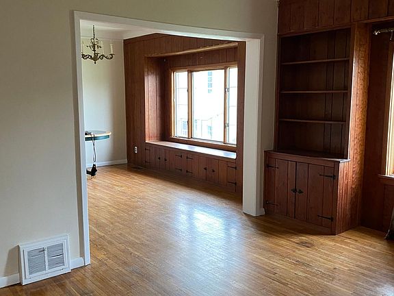 Living/ Dining Rooms