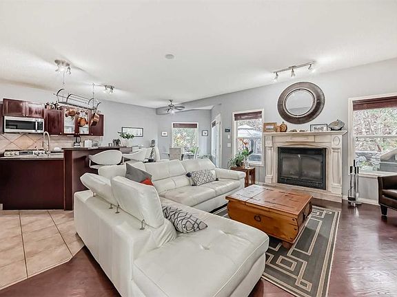 5th image of 188 W Chapala Dr SE