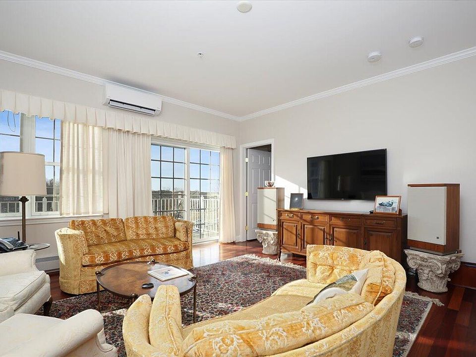 1st image of 100 Alden St #U306