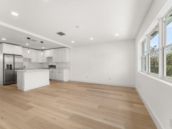 111 W 35th St