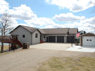 21811 468th Ave, Volga, SD 57071