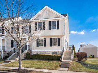 225 Autumn Ridge Cir, Pickerington, OH 43147