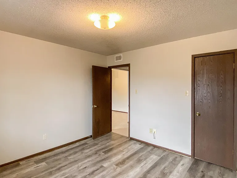 4215 Benoit Ln #9 — Photo 10