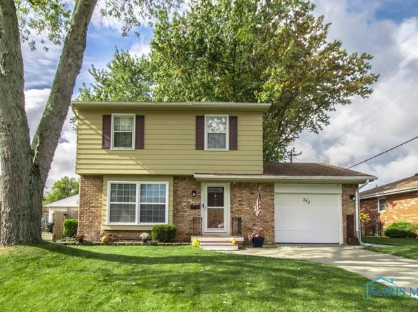 342 Crestway Dr, Oregon, OH 43616