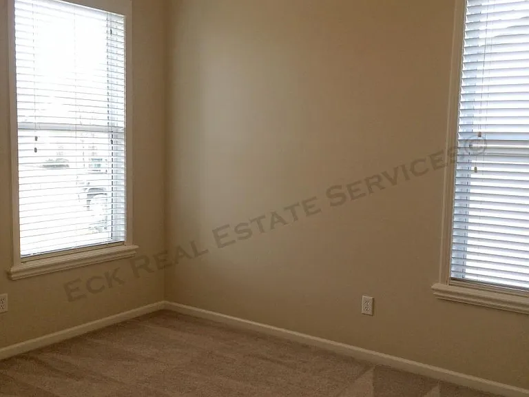 2520 Prairie Elm Dr — Photo 8