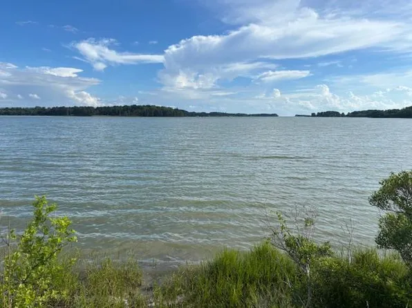 7T Hungars Point, Machipongo, VA 23405