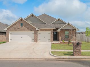 9703 SW 38th St, Yukon, OK 73099