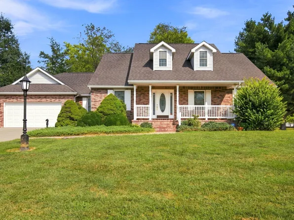 1815 Colonial Dr, Marion, IL 62959