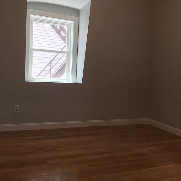 17 Alpine St #2 — Photo 10