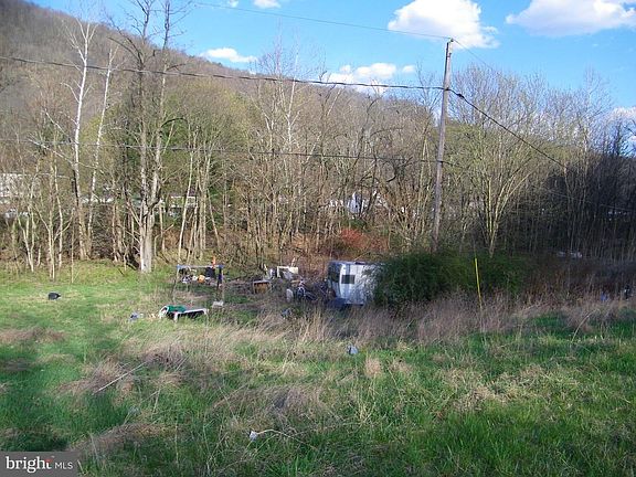 5th image of Route 36 Rd