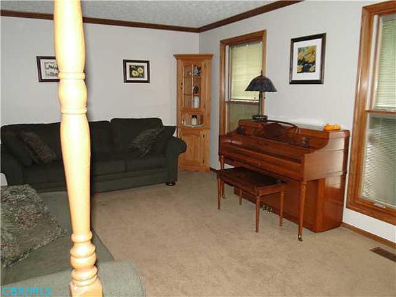 3rd image of 12388 Butterfield Dr NW