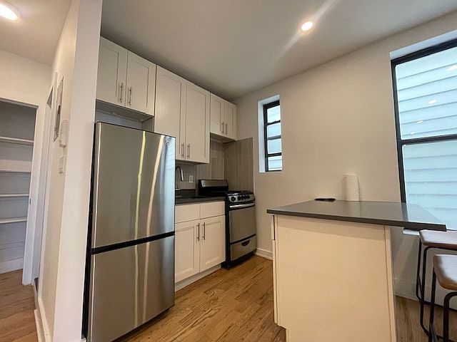 1st image of 355 21st St #3A