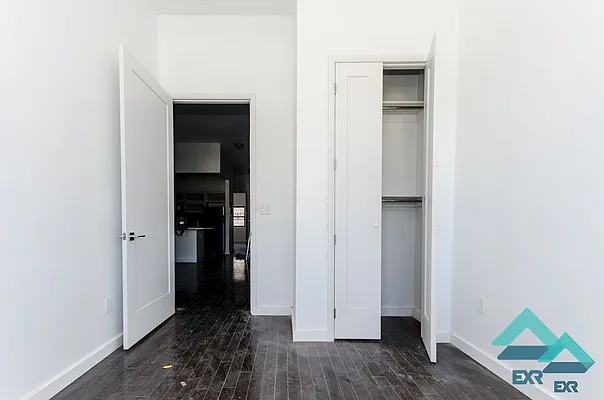 Rented by EXR | media 39