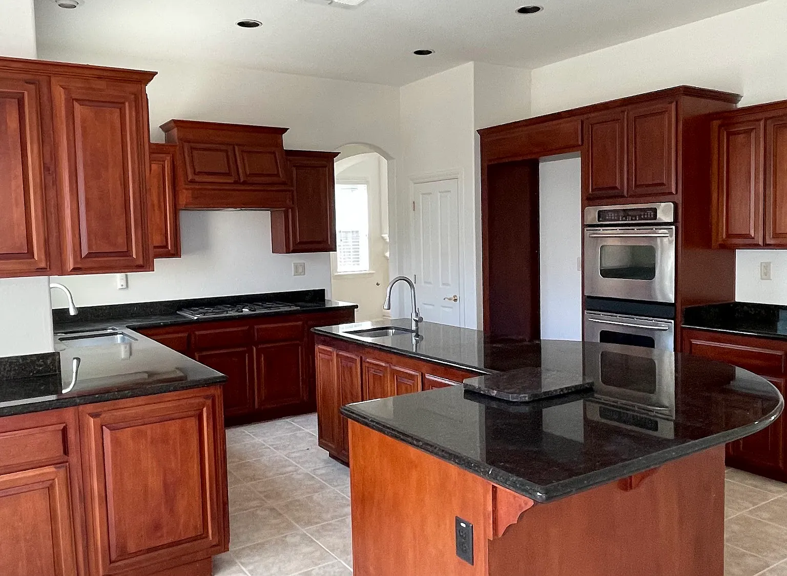 Mountain Vista Cir, Elk Grove — Photo 4