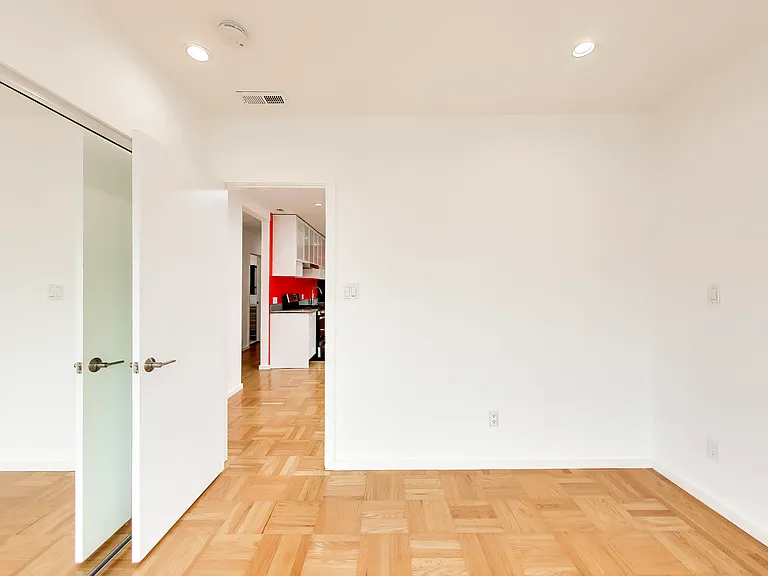 3033 Turk Blvd #4 — Photo 15