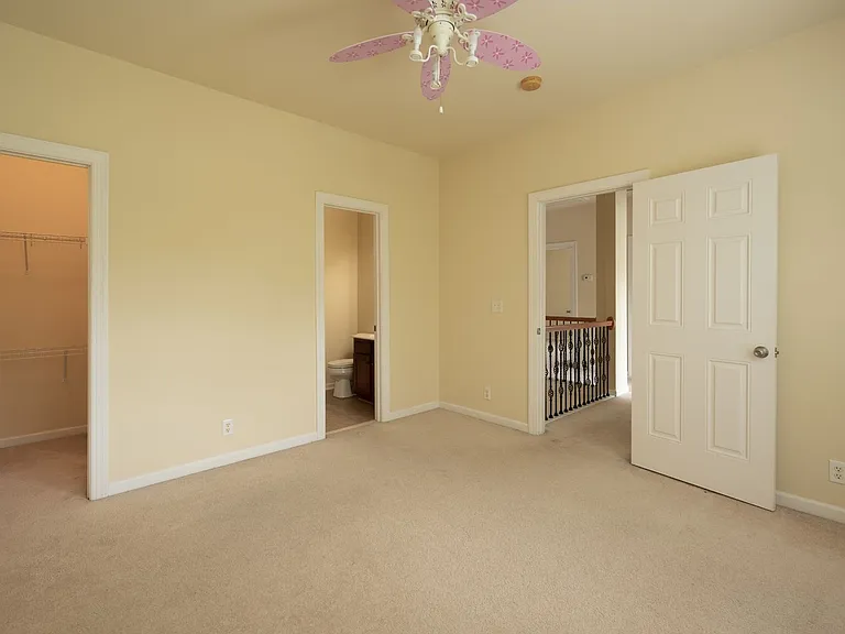 340 Wandering Cir — Photo 37