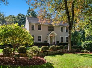 4 Angelo Dr, Hopkinton, MA 01748